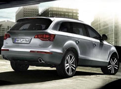 AudiQ7_4